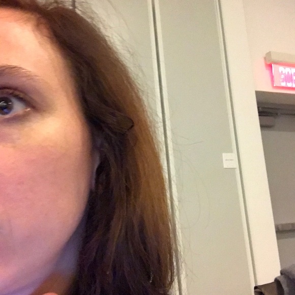 Meet your Posher, Caroline - Picture 1 of 1